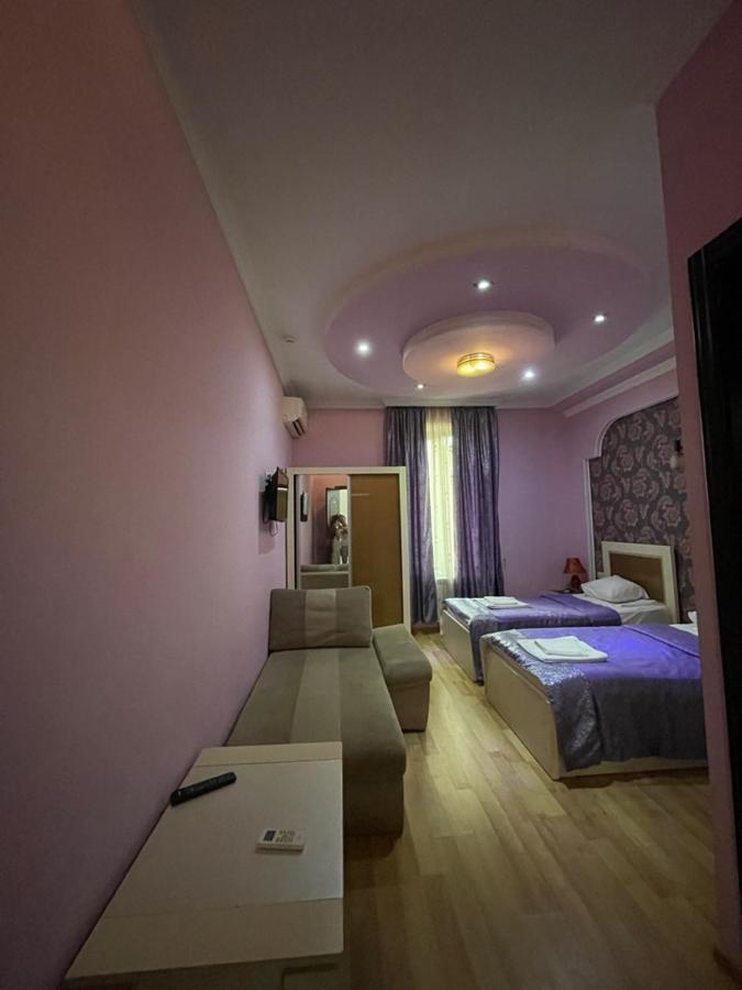 Lux Palace Hotel Kutaiszi Kültér fotó