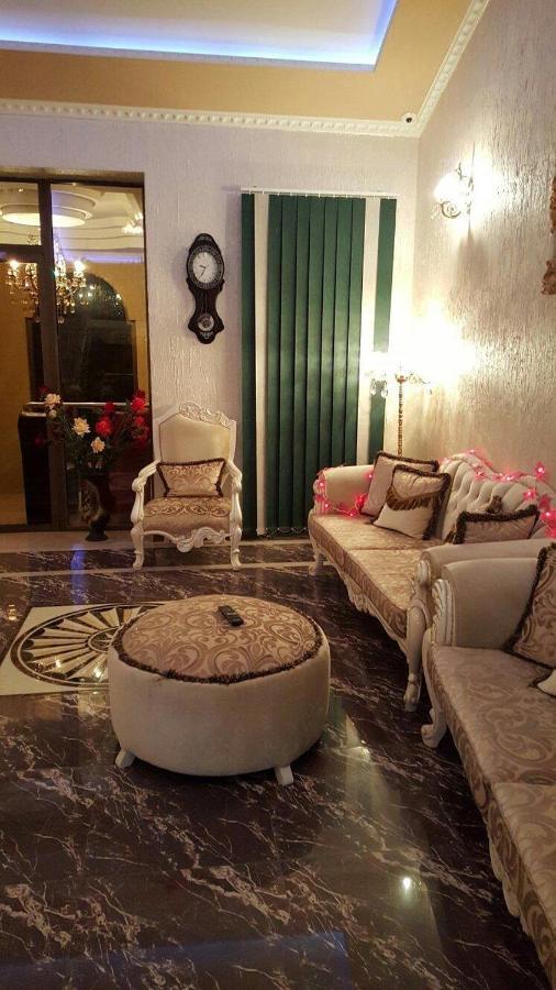 Lux Palace Hotel Kutaiszi Kültér fotó