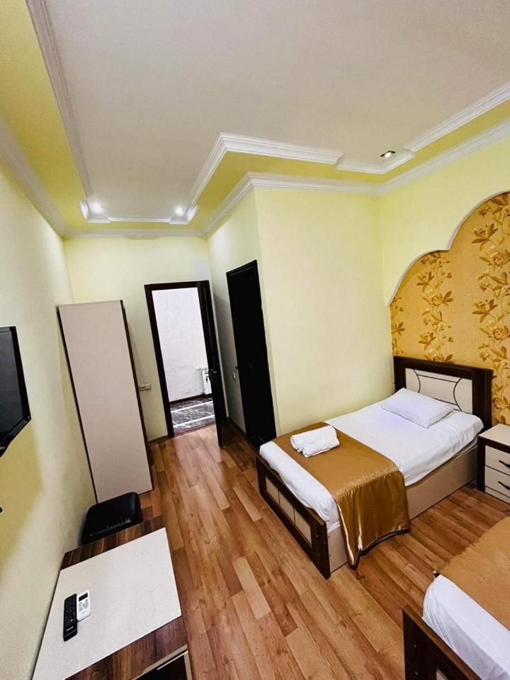 Lux Palace Hotel Kutaiszi Kültér fotó