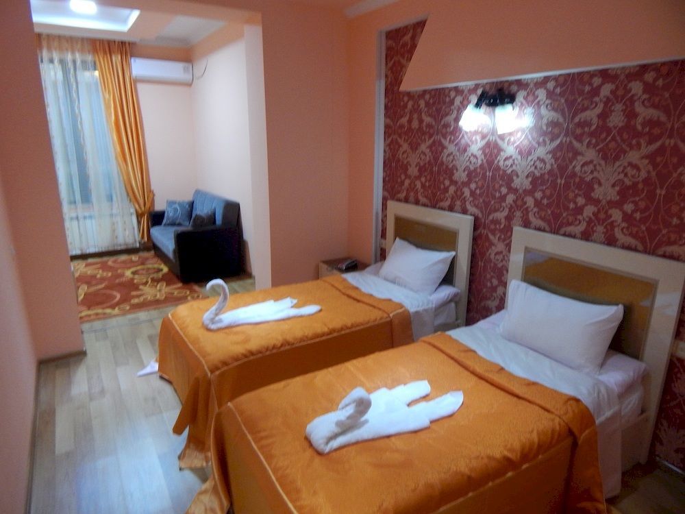 Lux Palace Hotel Kutaiszi Kültér fotó